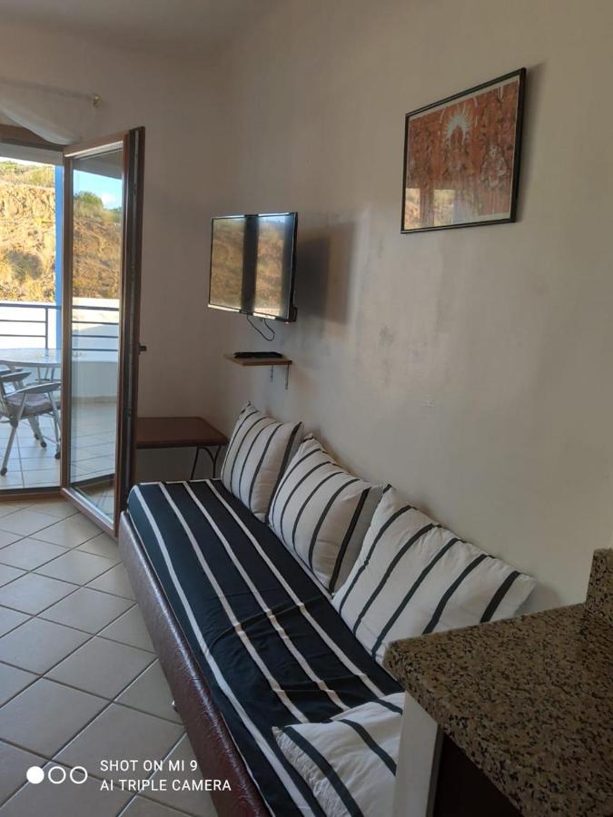 Studio Avec Piscine Et Wifi A Cabonegro กาโบเนโกร ภายนอก รูปภาพ