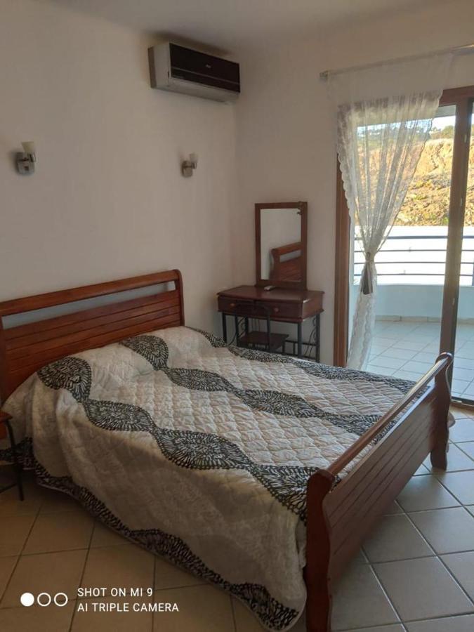 Studio Avec Piscine Et Wifi A Cabonegro กาโบเนโกร ภายนอก รูปภาพ